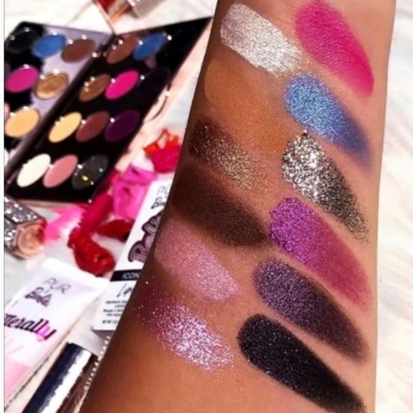 PÜR X Barbie Limited Edition Eyeshadow Palette - Picture 5 of 7
